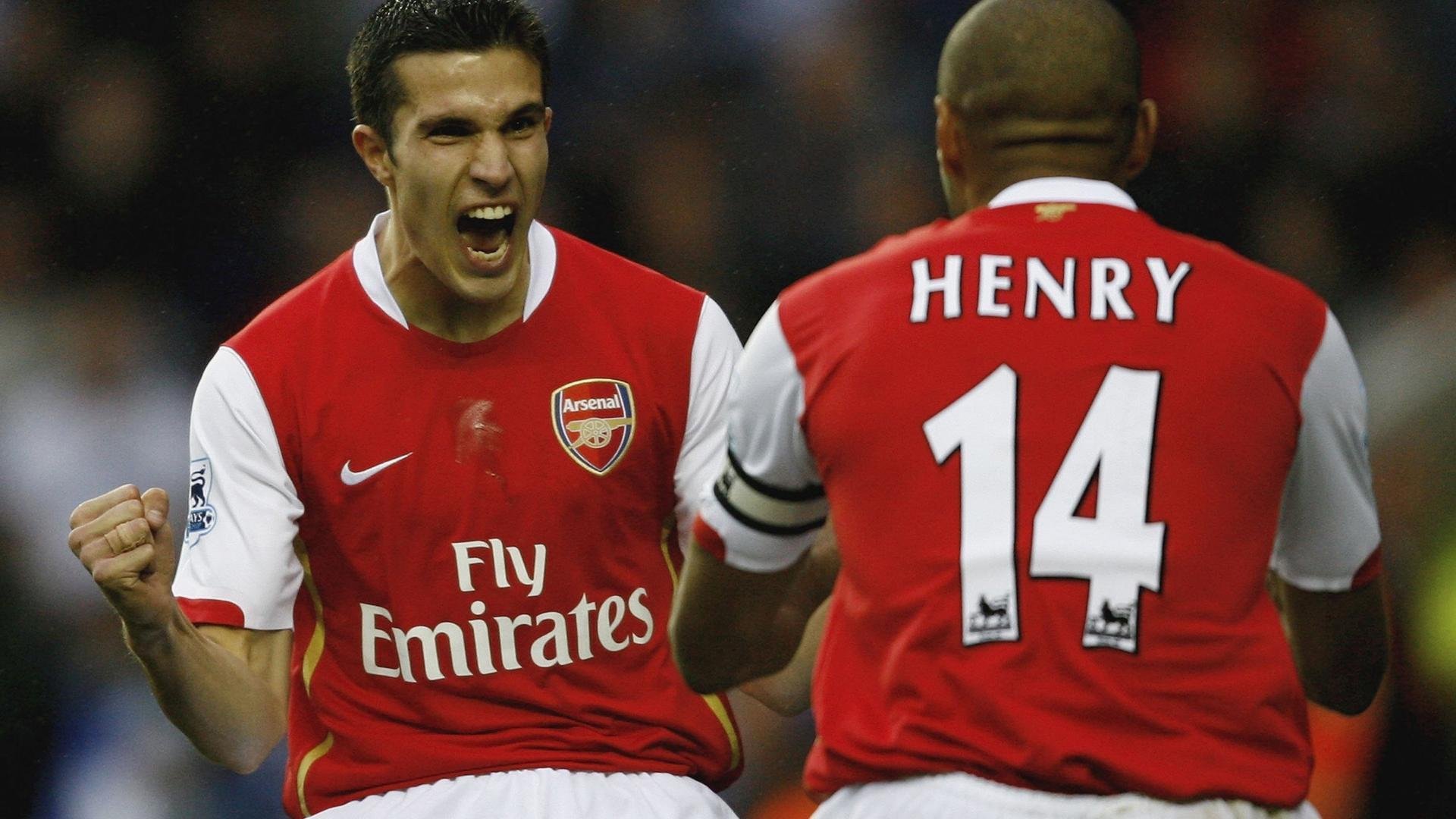 阿斯顿维拉主场3-2险胜布伦特福德，进攻端火力全开，阿斯顿维拉对布伦特福德比分预测